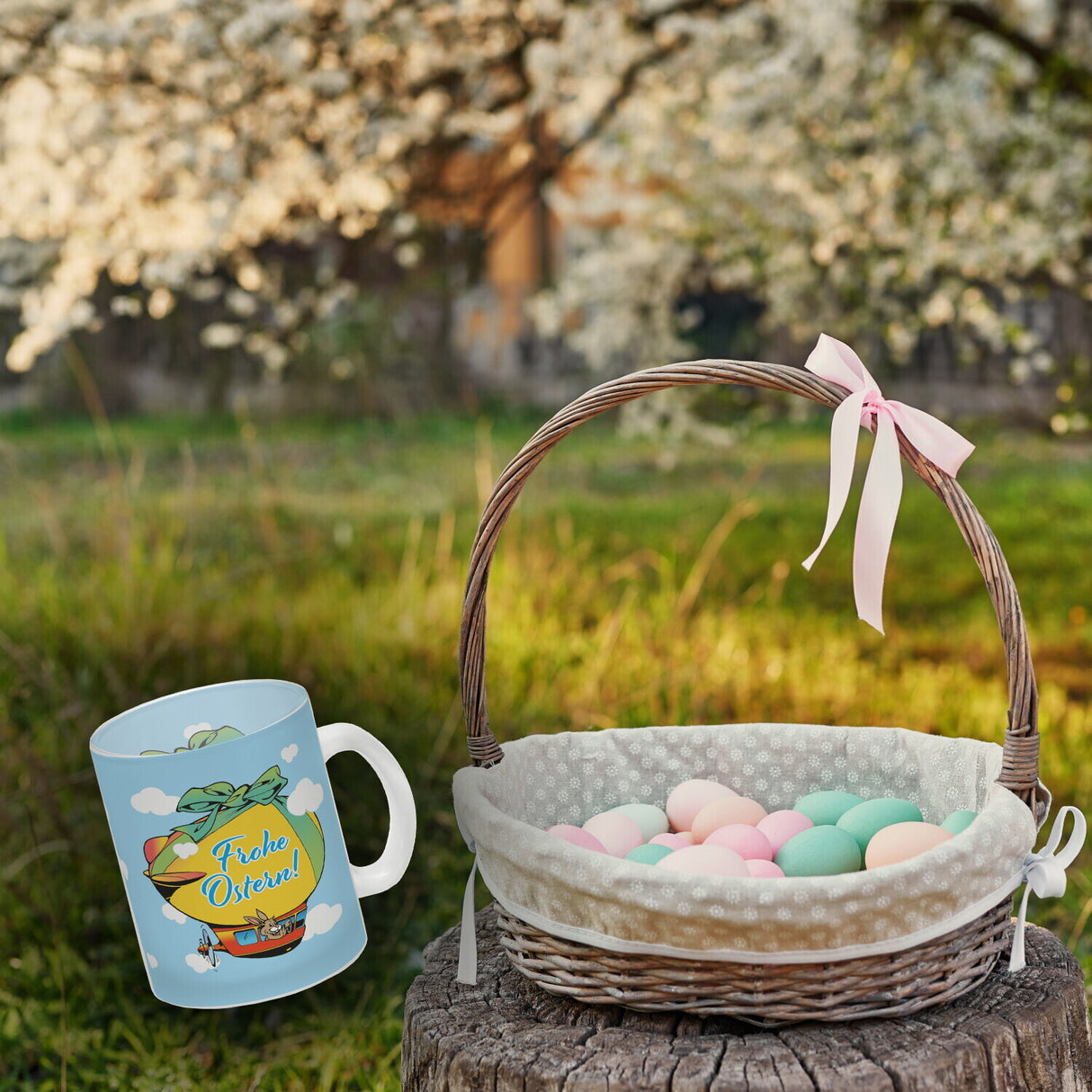 Osterhase im Zeppelin Kaffeebecher zum Thema Frohe Ostern