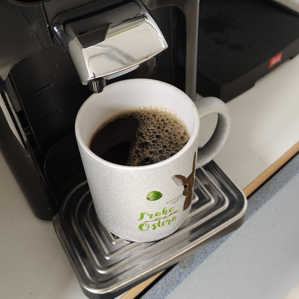 Frohe Ostern Kaffeebecher mit Osterhase und Osterei