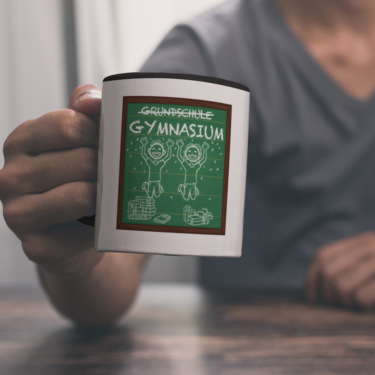 Gymnasium Kaffeebecher für die weiterführende Schule im Tafellook