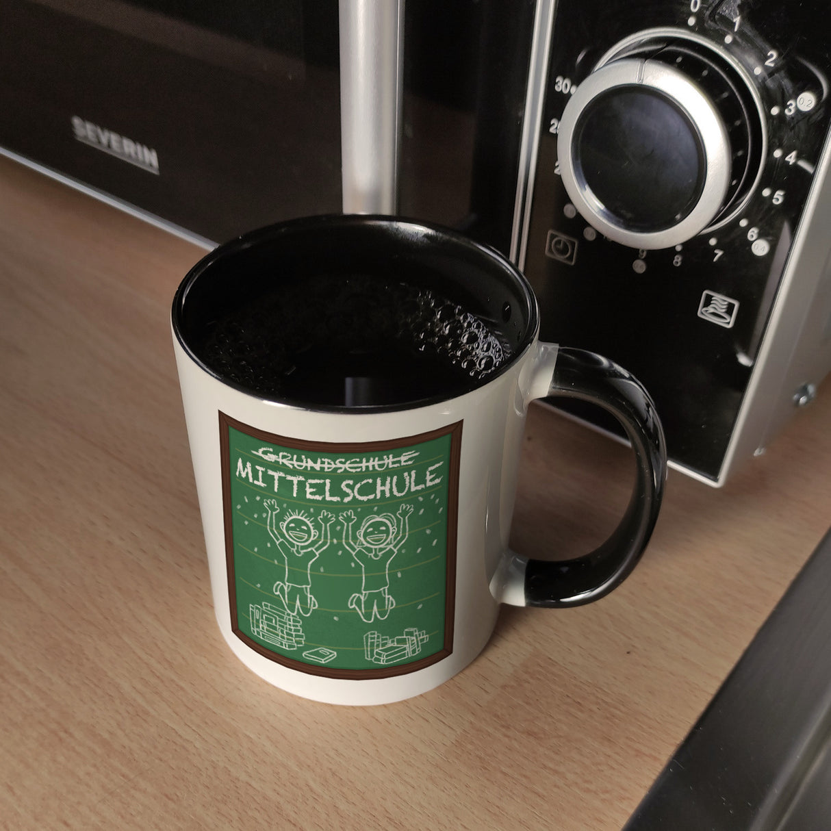 Mittelschule Kaffeebecher für die weiterführende Schule im Tafellook