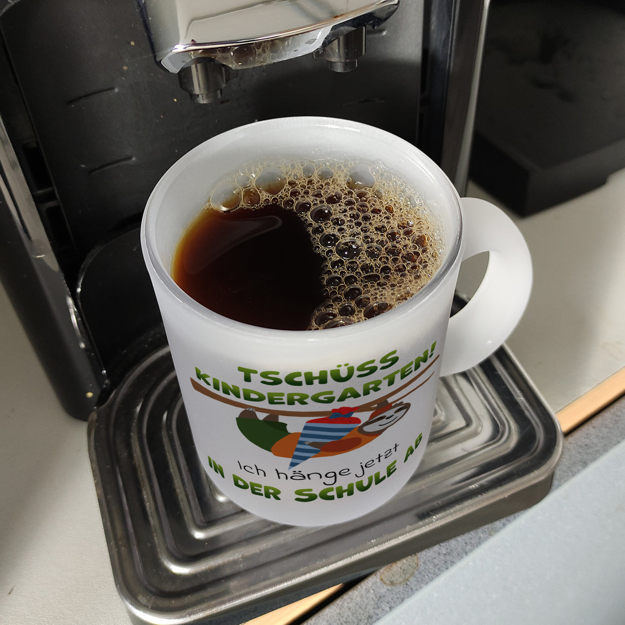 Tschüss Kindergarten Faultier Kaffeebecher für die Einschulung