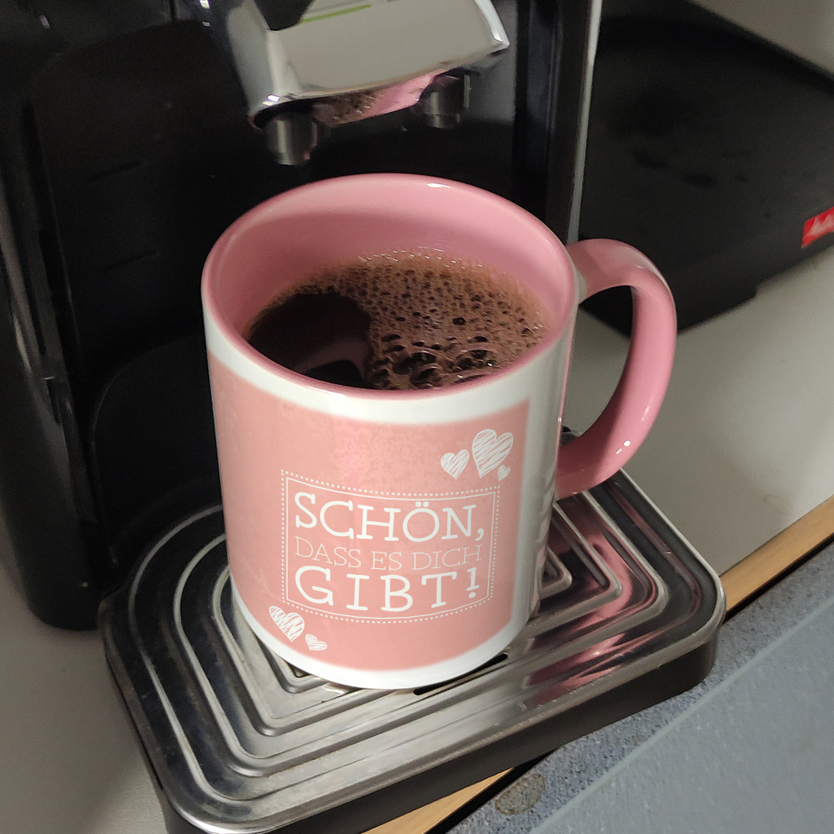 Schön, dass es dich gibt Kaffeebecher in pink mit Herzchen