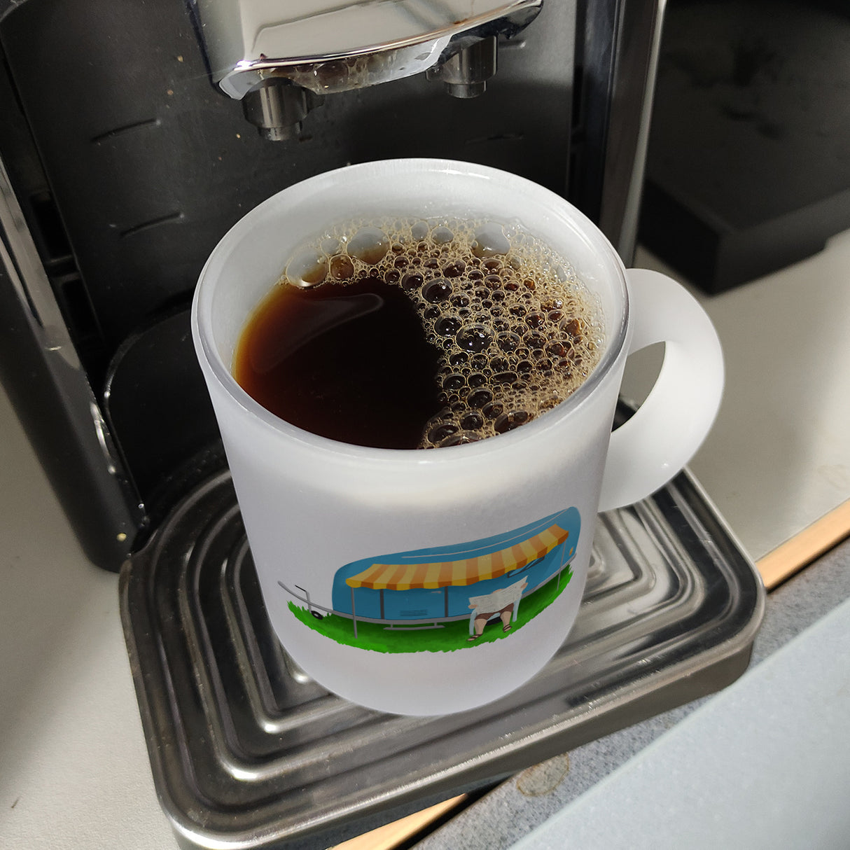 Ich bin Rentner Campen ist mein Beruf Kaffeebecher mit Wohnwagen