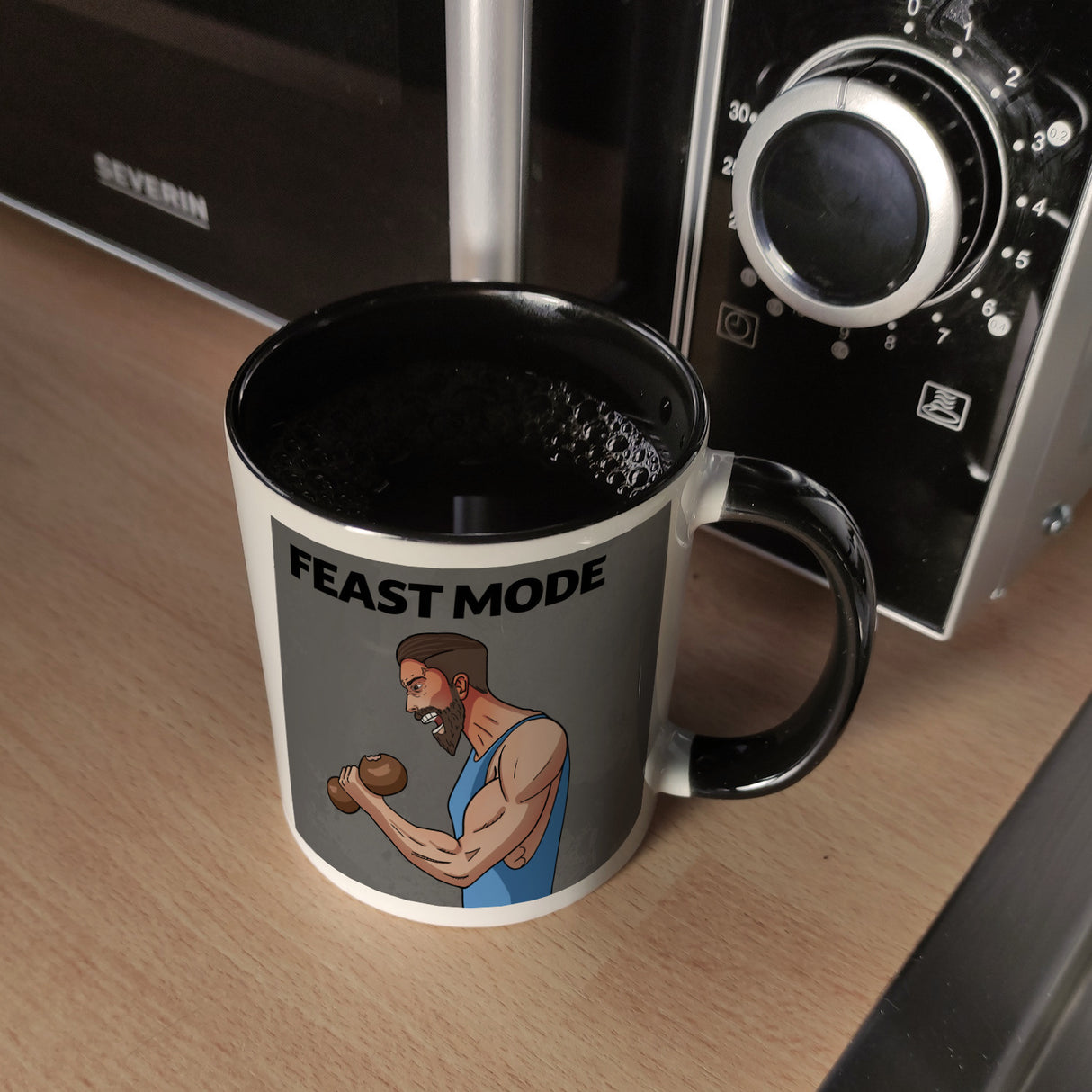 Feast Mode Kaffeebecher mit Bodybuilder Motiv