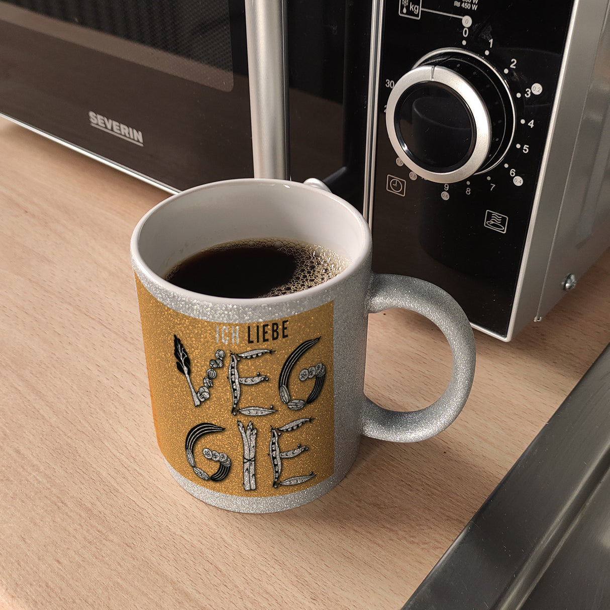 Ich liebe Veggie Kaffeebecher mit Gemüse Motiv in orange