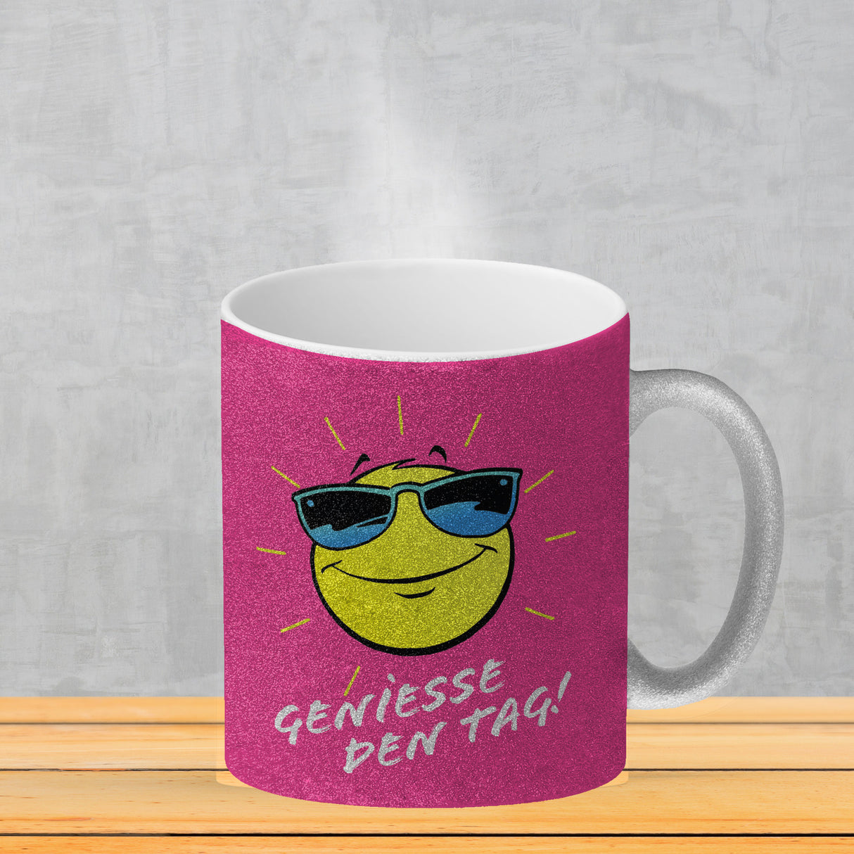 Geniesse den Tag! Kaffeebecher mit strahlender Sonne