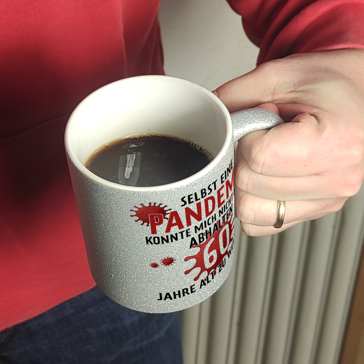 Witziger Kaffeebecher für den 60. Geburtstag mit Motiv: Pandemie