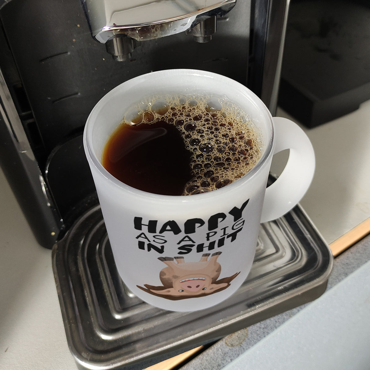 Happy as a pig in shit Kaffeebecher mit glücklichem Schwein