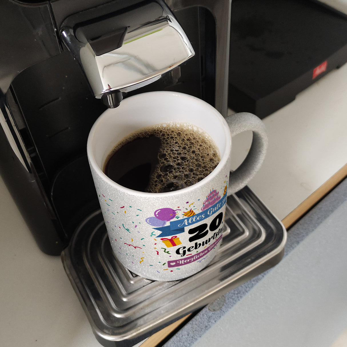 20. Geburtstag Kaffeebecher mit lustigem Spruch: Alles Gute