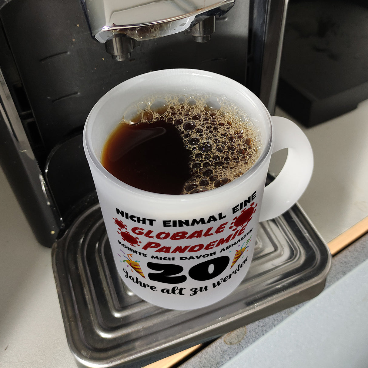 20. Geburtstag Kaffeebecher mit lustigem Spruch: Pandemie