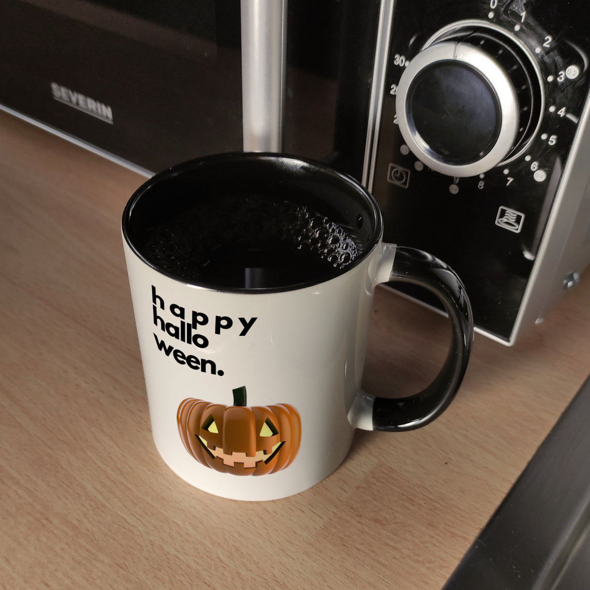 Happy Halloween Kürbis Kaffeebecher
