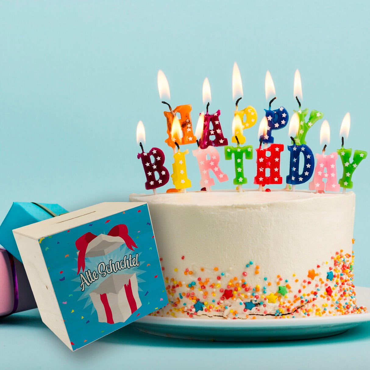 Alte Schachtel Spardose mit Geburtstagsgeschenk-Motiv