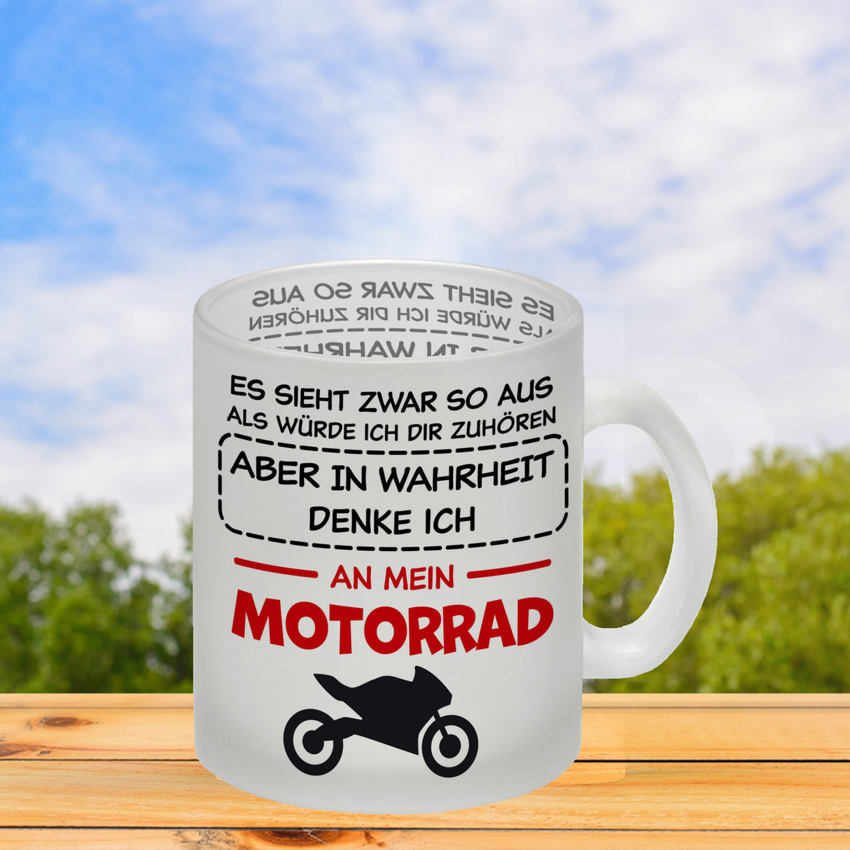 In Wahrheit denke ich an Alpakas Kaffeebecher