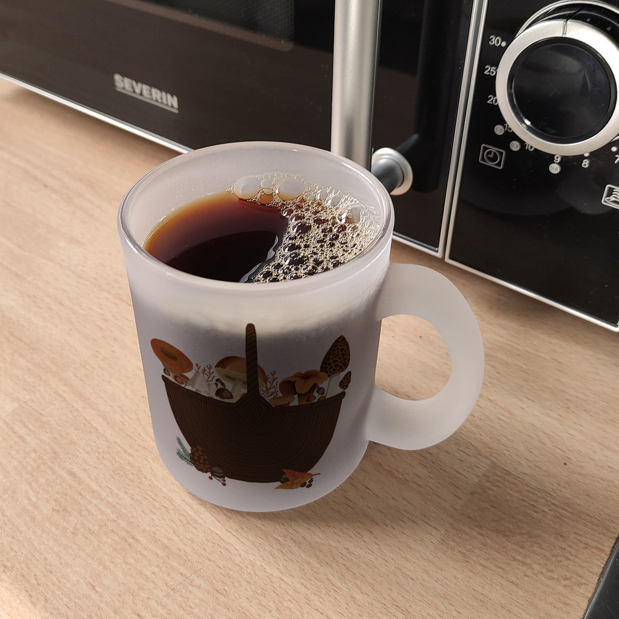 Herbst Kaffeebecher mit Pilz-Motiv