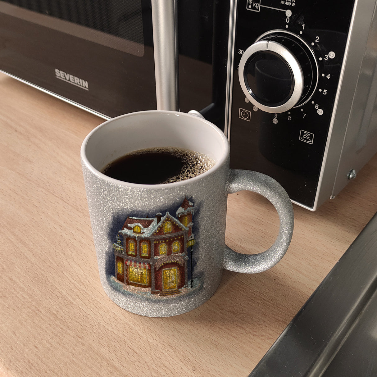 Geschenkeladen Weihnachtsmotiv Kaffeebecher