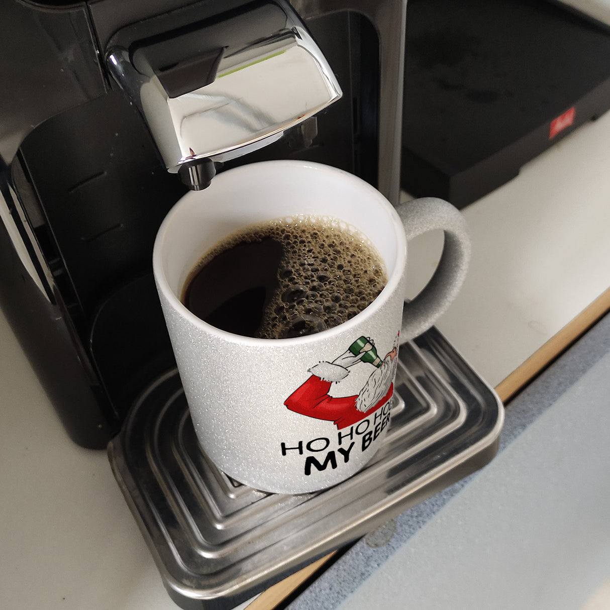Ho Ho hold my beer Kaffeebecher mit Weihnachtsmann Motiv