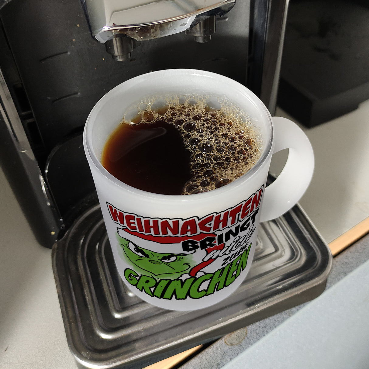 Weihnachten bringt mich zum grinchen Kaffeebecher