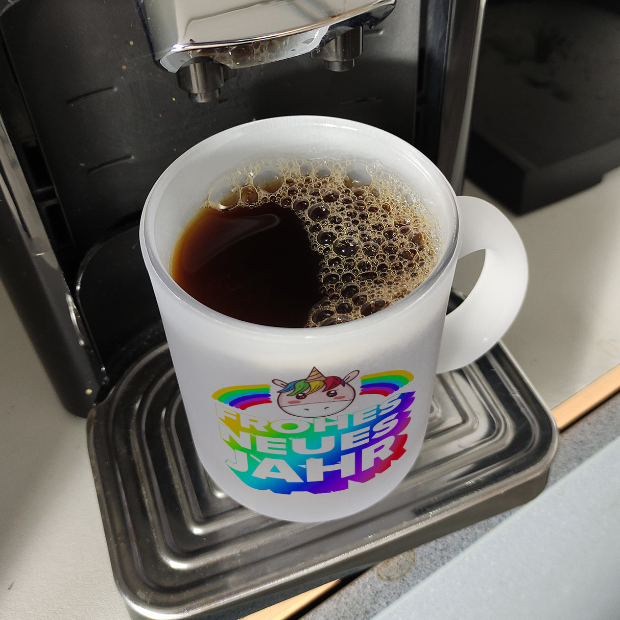Frohes neues Jahr Regenbogen und Einhorn Kaffeebecher