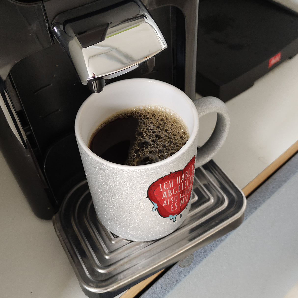 Ich habe es abgeleckt also gehört es mir Kaffeebecher