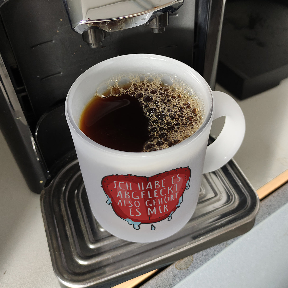 Ich habe es abgeleckt also gehört es mir Kaffeebecher