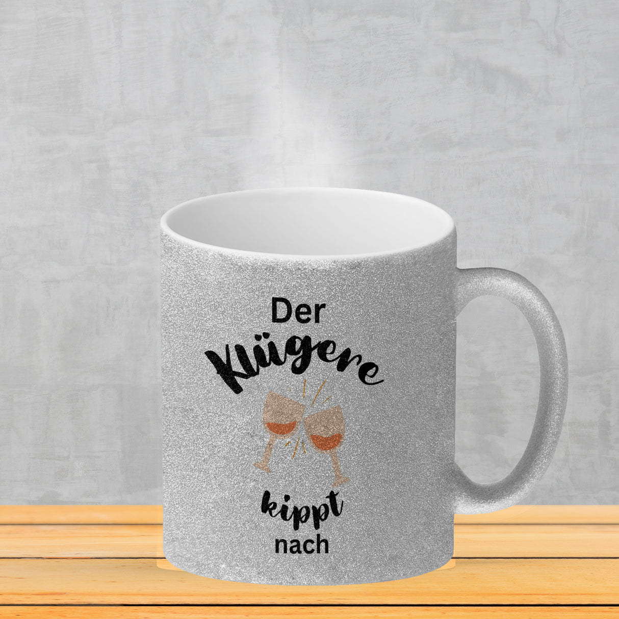 Der Klügere kippt Kaffee nach Kaffeebecher