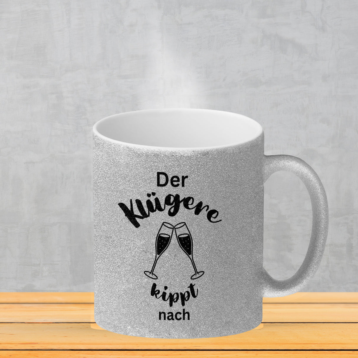 Der Klügere kippt Kaffee nach Kaffeebecher