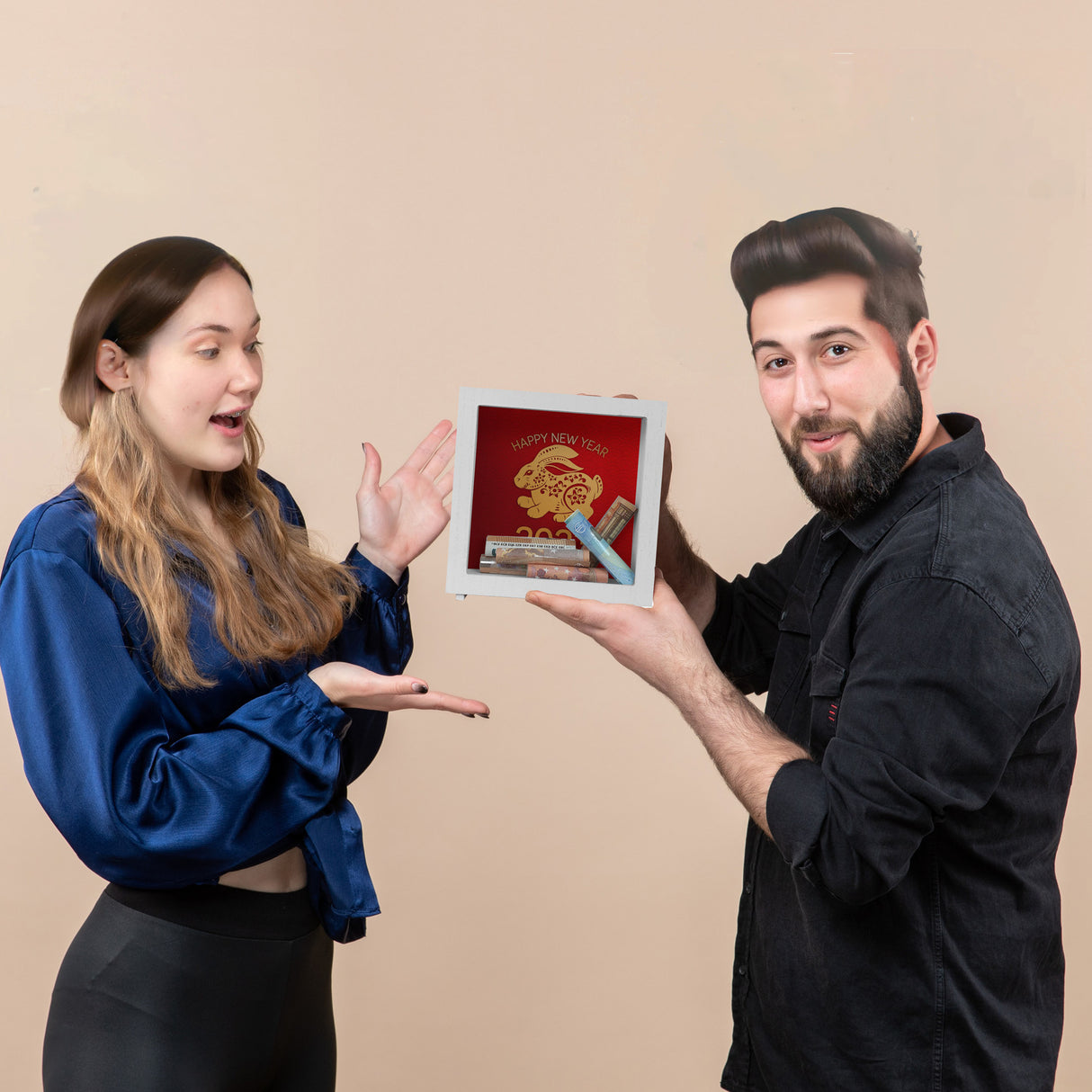 Happy Year of the Rabbit 2023 Spardose mit Kaninchen
