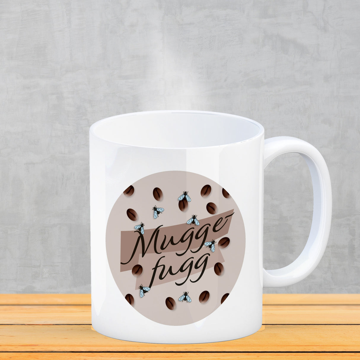 Muggefugg Malzkaffee Kaffeebecher mit Kaffeebohnen und Fliegen blau