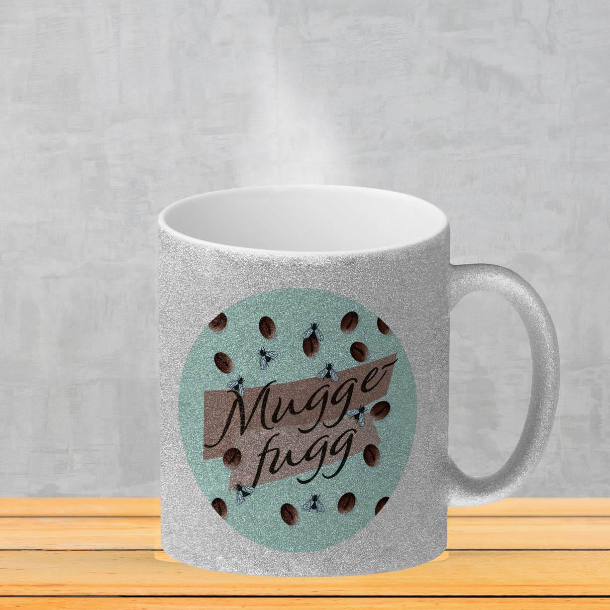 Muggefugg Malzkaffee Kaffeebecher mit Kaffeebohnen und Fliegen blau