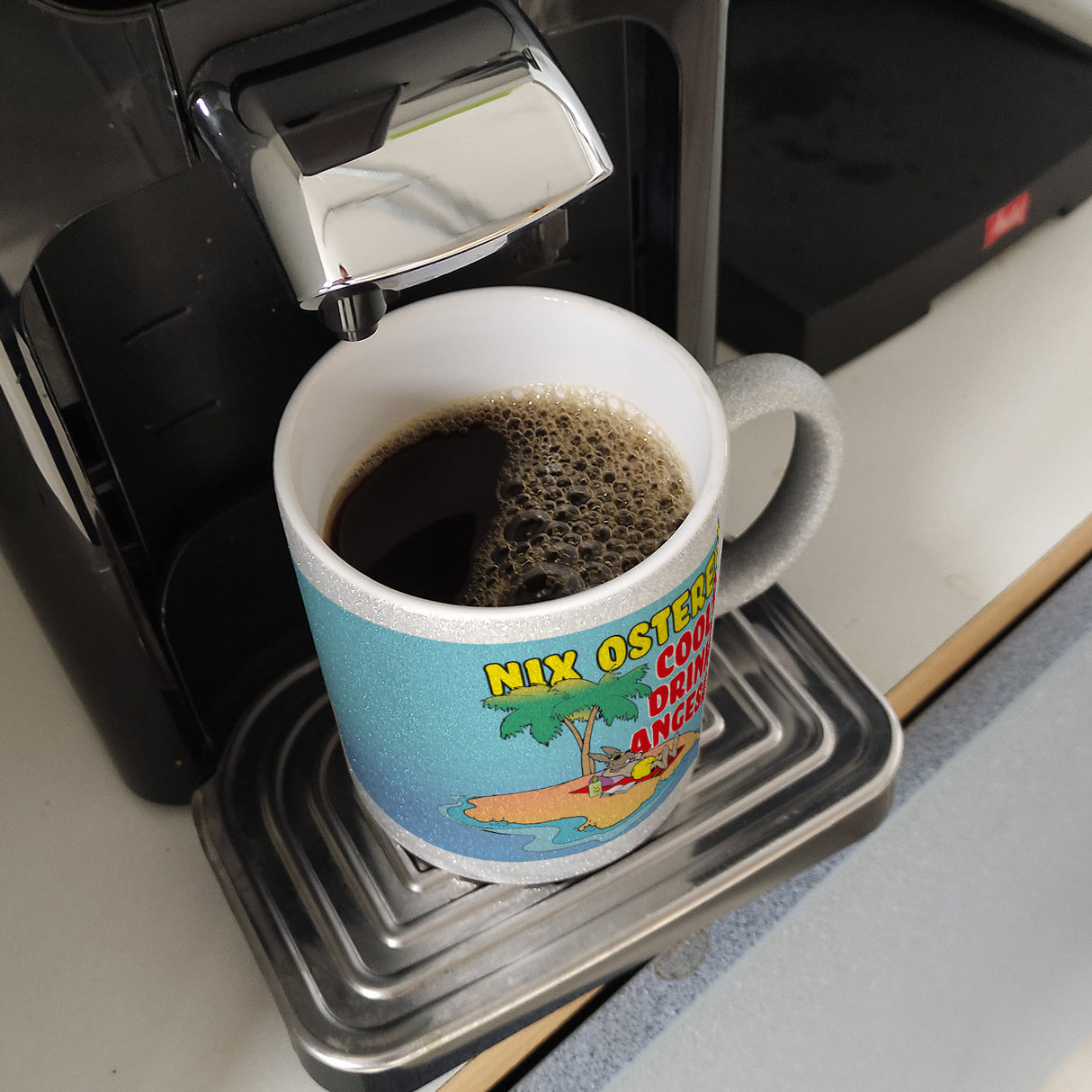 Osterhase im Urlaub Kaffeebecher mit Spruch