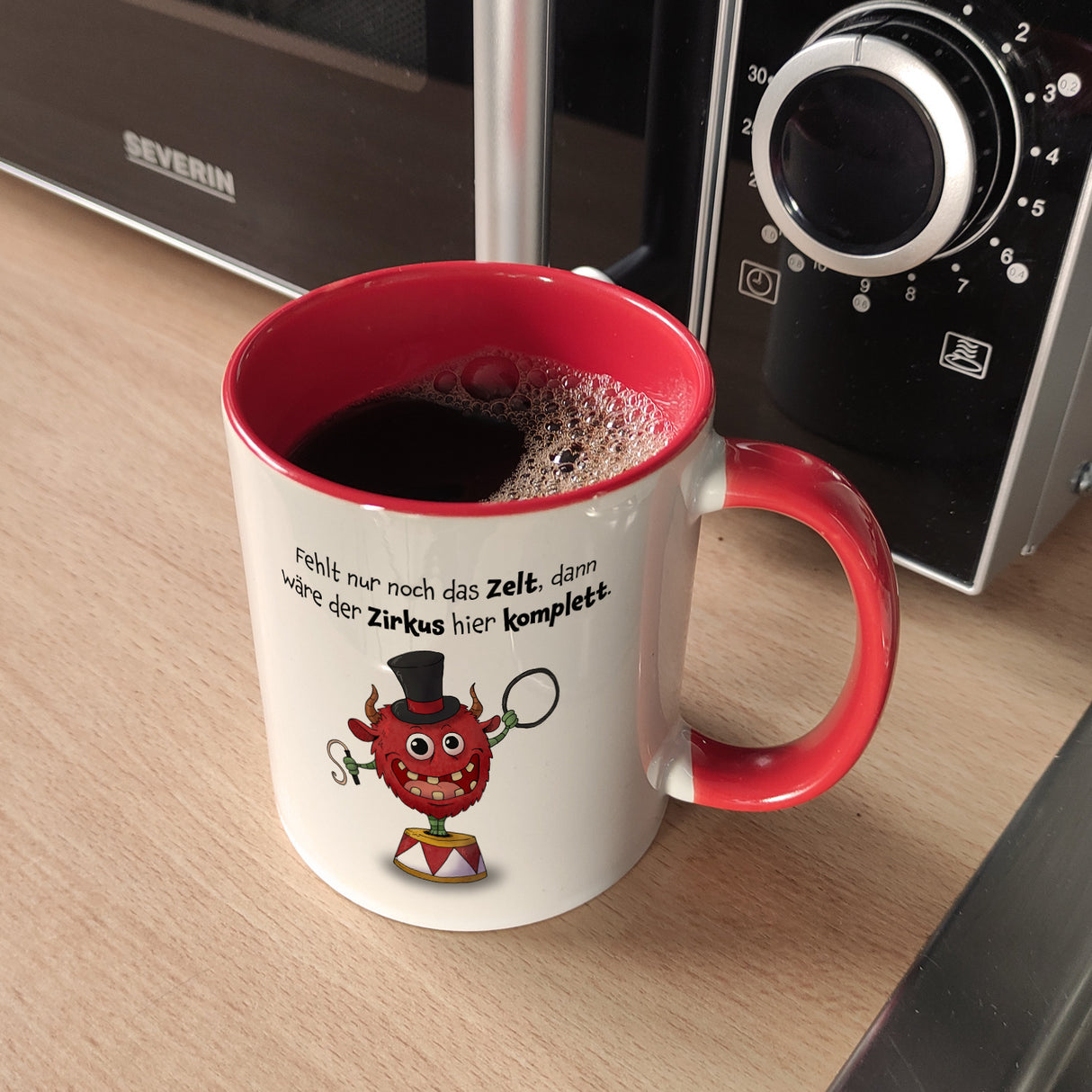Freches Monster Kaffeebecher mit lustigem Spruch