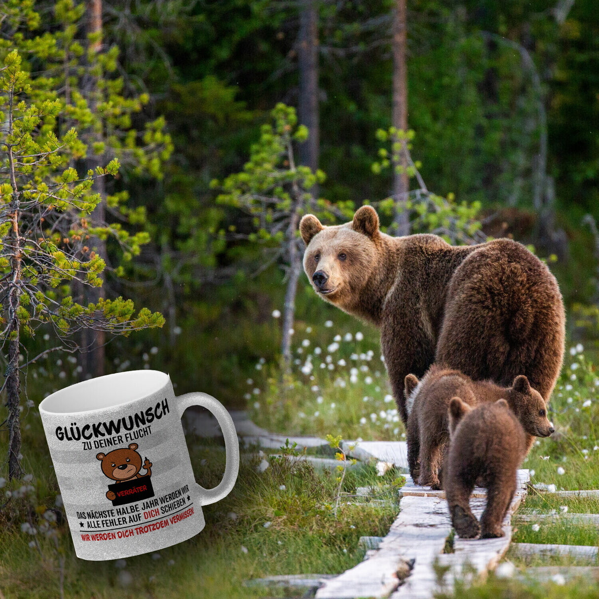 Glückwunsch zur Flucht, Verräter Mittelfinger Kaffeebecher mit Bär