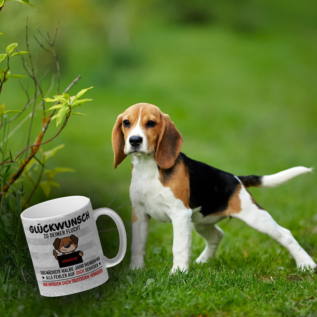 Glückwunsch zur Flucht, Verräter Mittelfinger Kaffeebecher mit Hund