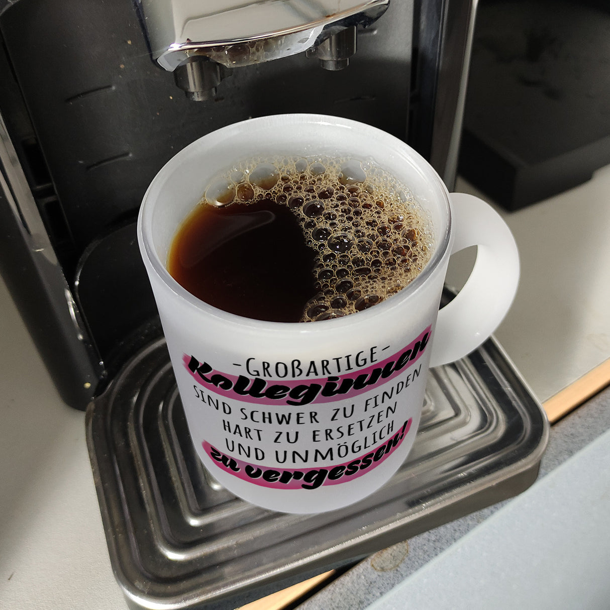 Großartige Kolleginnen sind schwer zu finden Kaffeebecher
