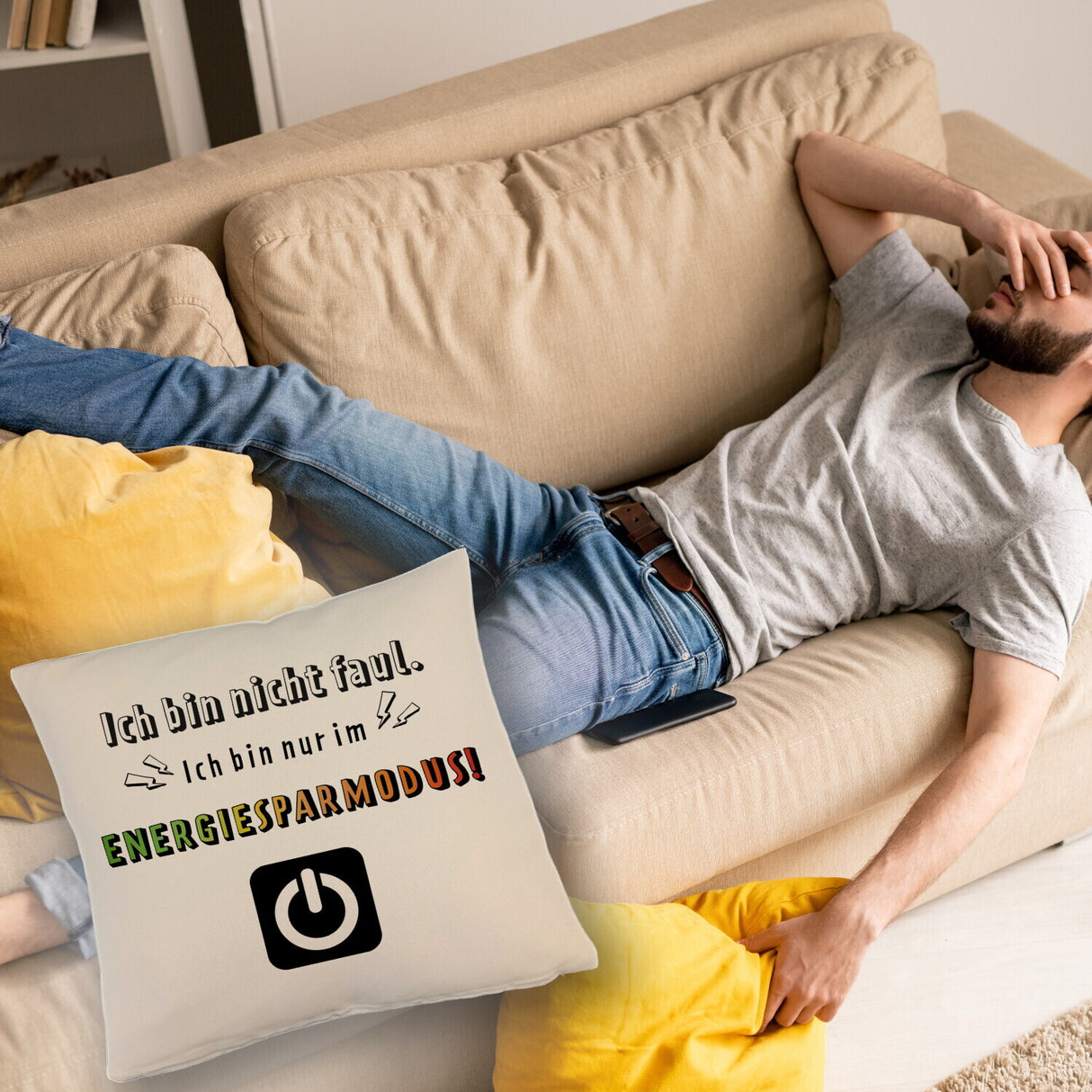 Faulpelz Kissen mit Spruch und Power-Button