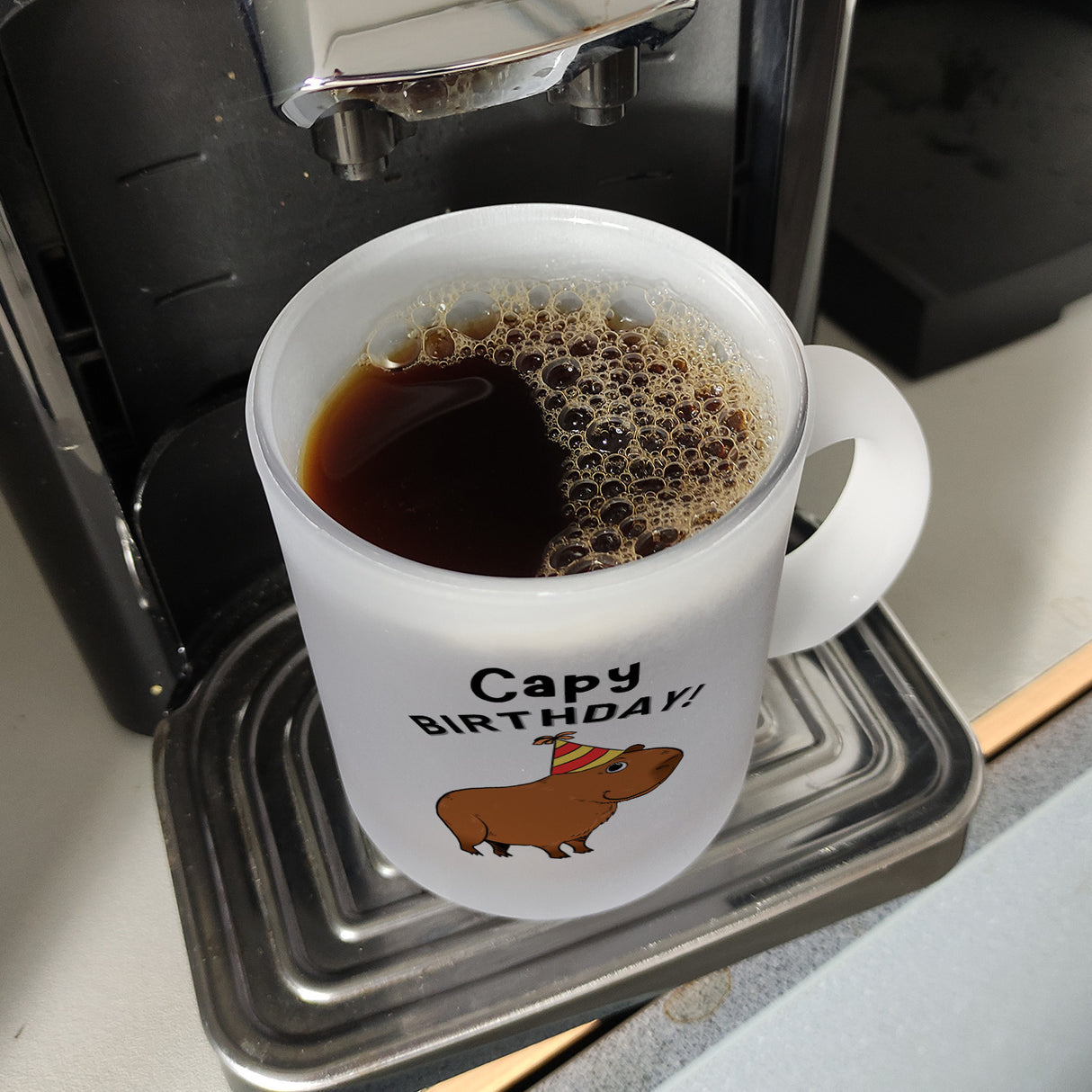 Capy Birthday Kaffeebecher mit niedlichem Capybara
