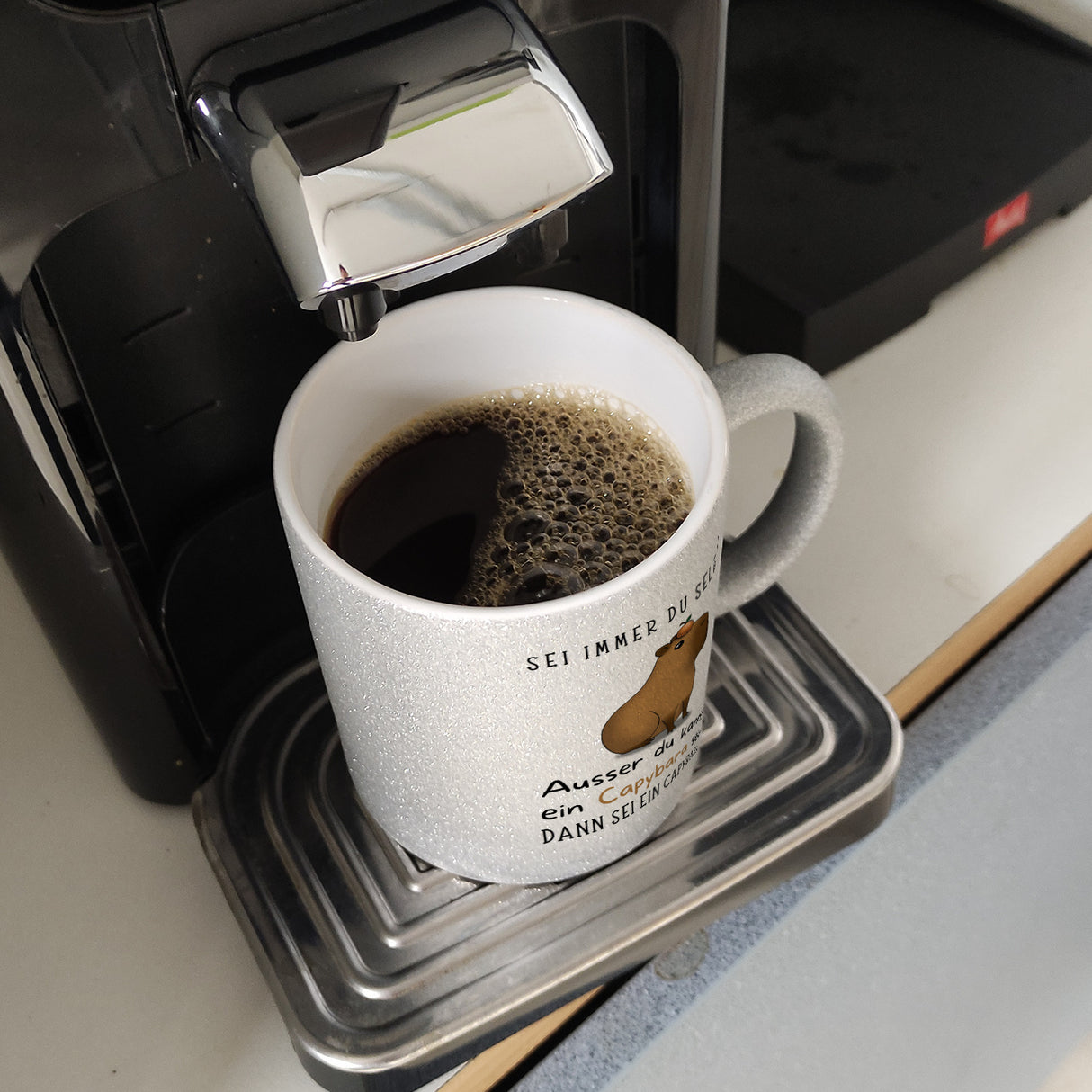 Sei immer du selbst - ausser du kannst ein Capybara sein Kaffeebecher
