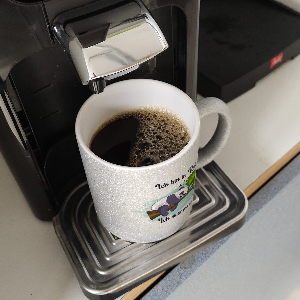 Panda Kaffeebecher mit Spruch Ich bin in Rente Ich muss gar nix