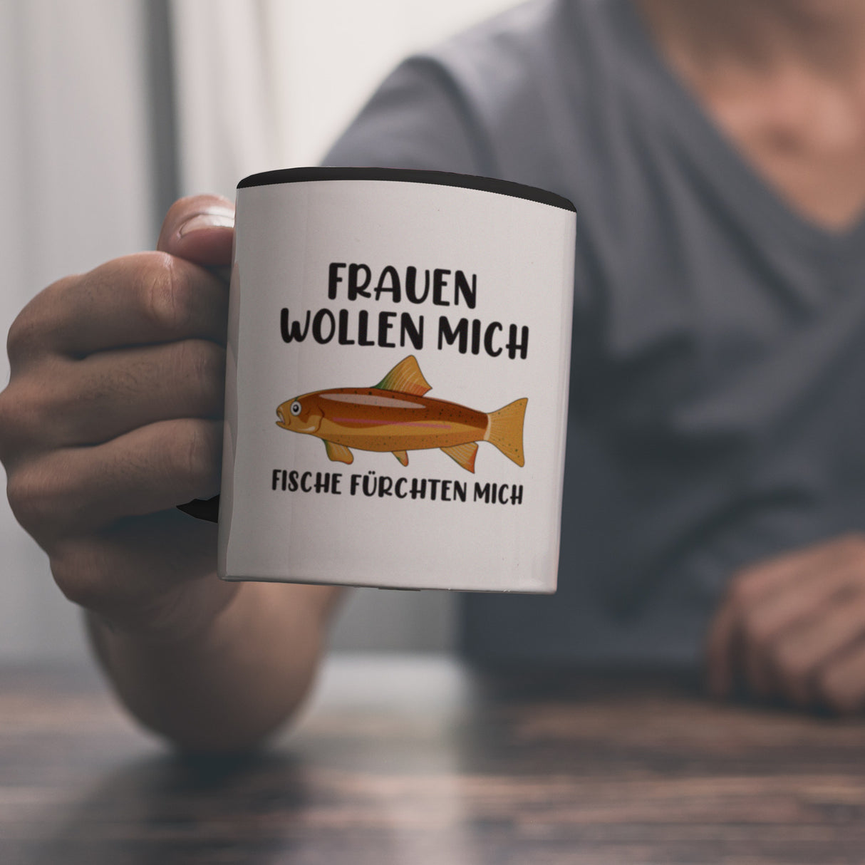 Frauenheld und Angler Kaffeebecher mit Spruch