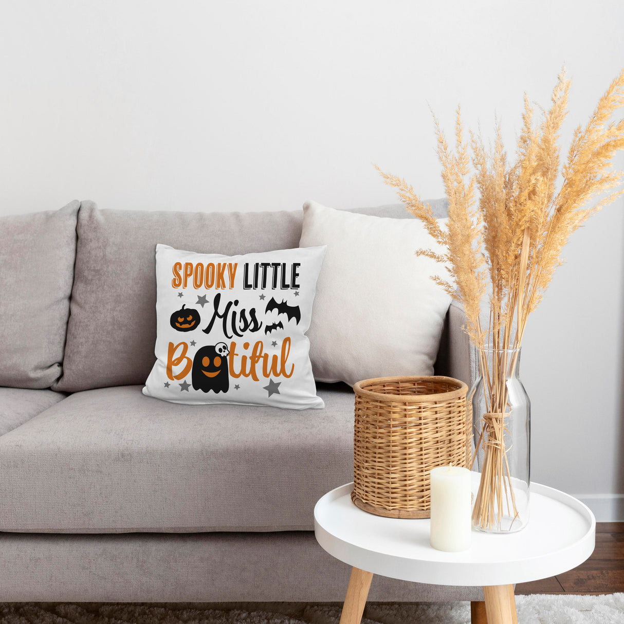 Geister Kissen mit Spruch - Spooky little Miss Bootiful
