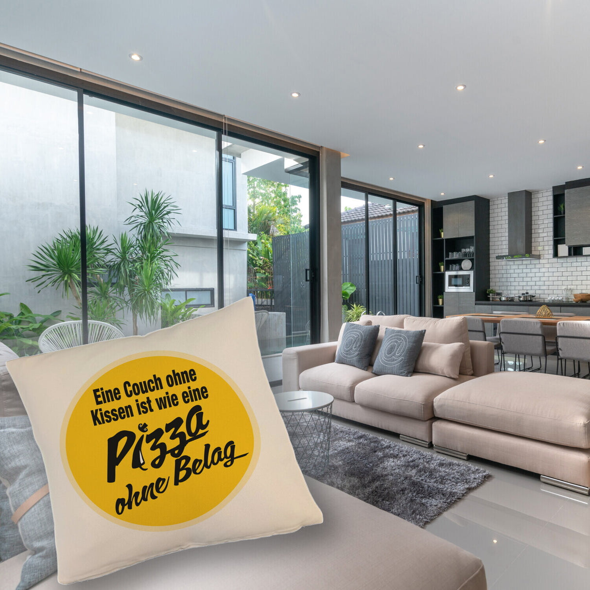 Pizza Kissen mit Spruch Eine Couch ohne Kissen ist wie eine Pizza ohne Belag