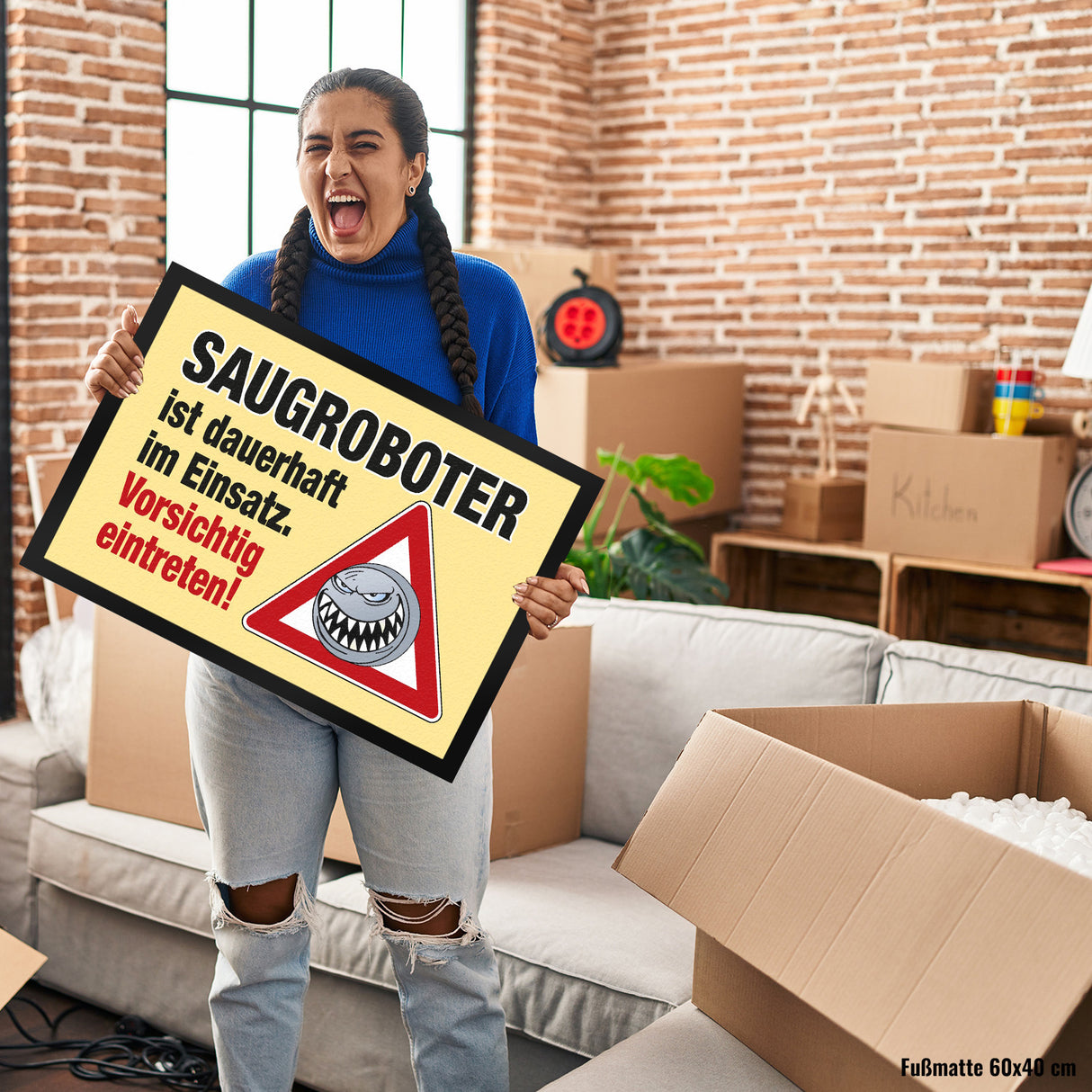 Saugroboter im Einsatz Fußmatte mit Spruch Vorsichtig eintreten!