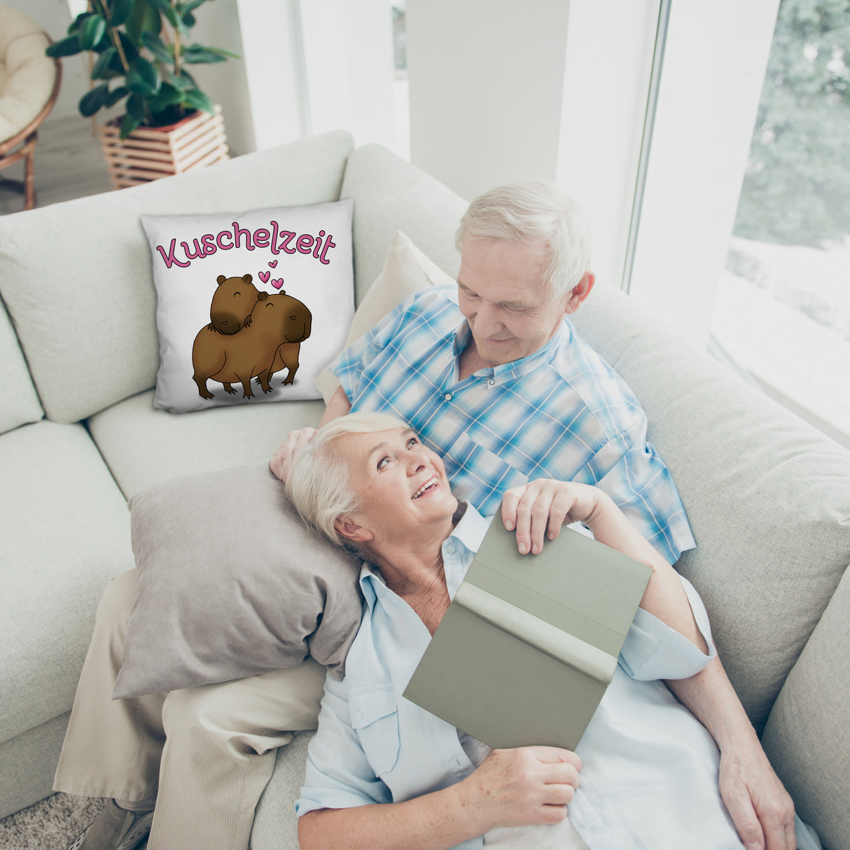 Kuschelzeit Kissen mit niedlichem Capybarapärchen