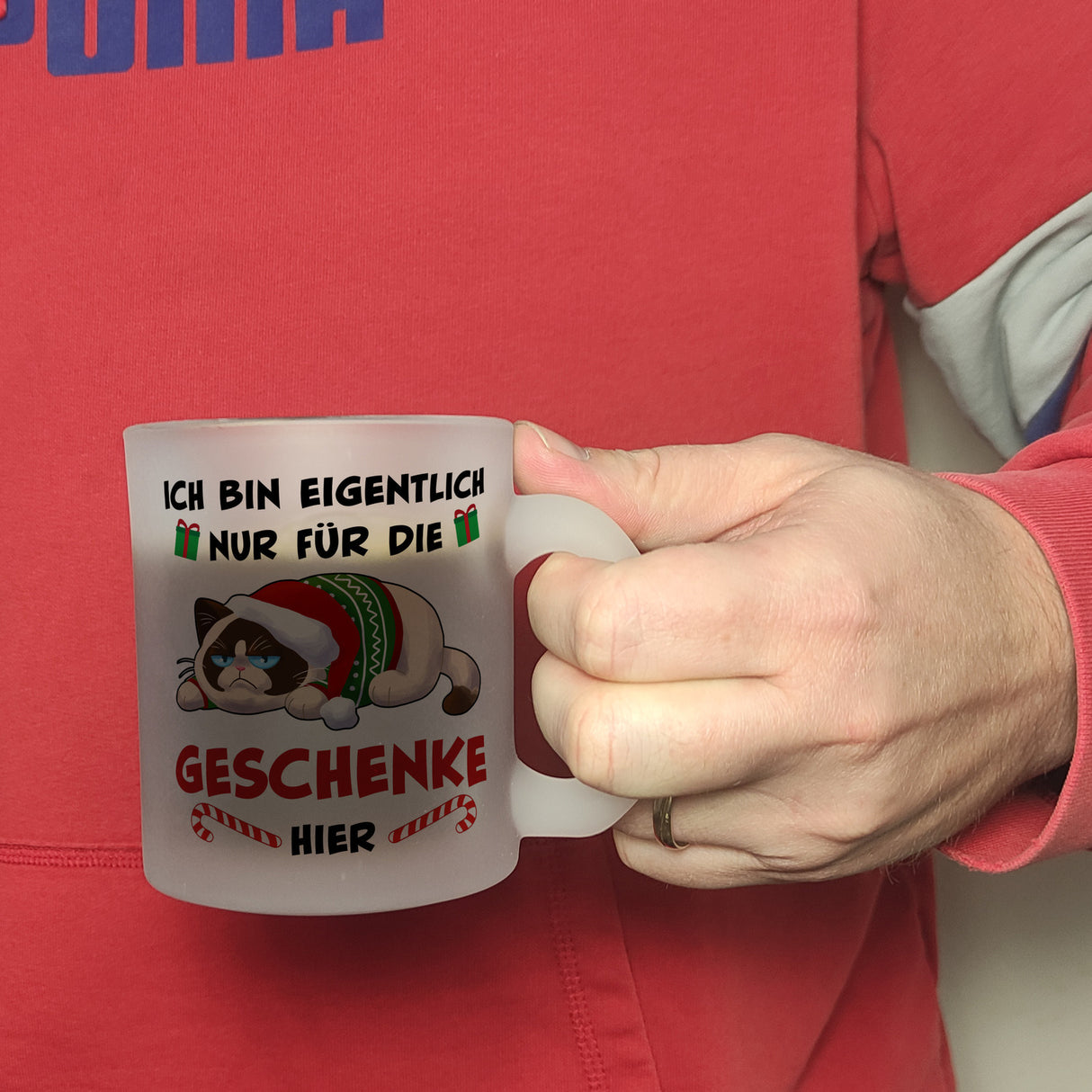 Grimmige Katze Kaffeebecher mit Spruch nur für die Geschenke hier
