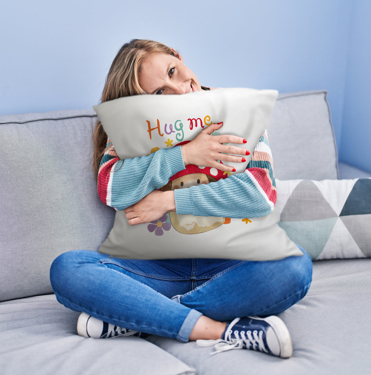 Hug me Kissen mit Fliegenpilz und Blumen