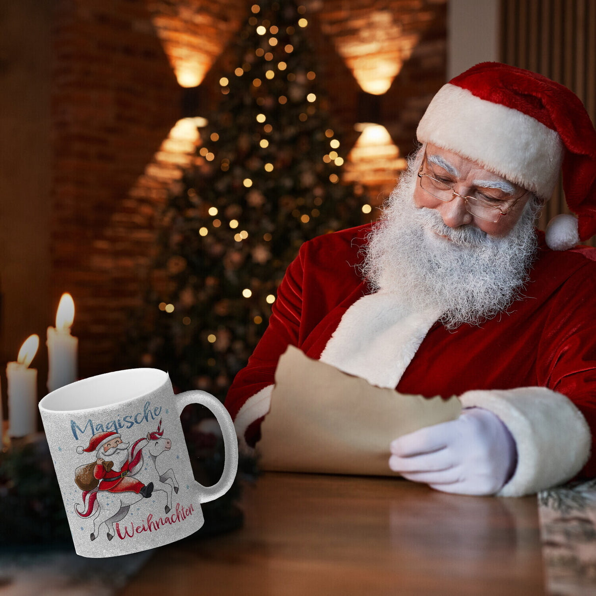 Weihnachtsmann auf Einhorn Kaffeebecher mit Spruch Magische Weihnachten