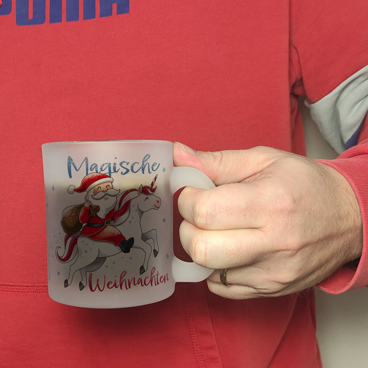 Weihnachtsmann auf Einhorn Kaffeebecher mit Spruch Magische Weihnachten