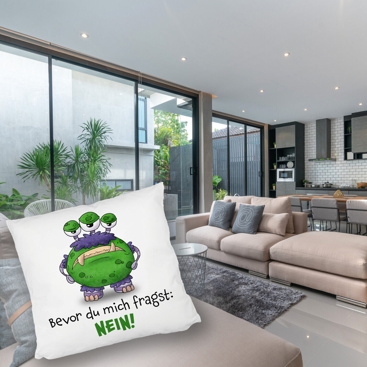 Freches Monster in dunkelrot Kissen mit lustigem Spruch