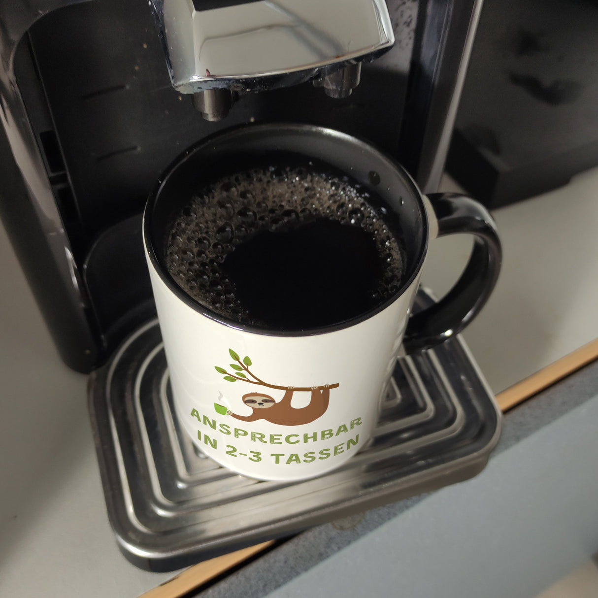Faultier mit Kaffee Kaffeebecher mit Spruch Ansprechbar in 2-3 Tassen