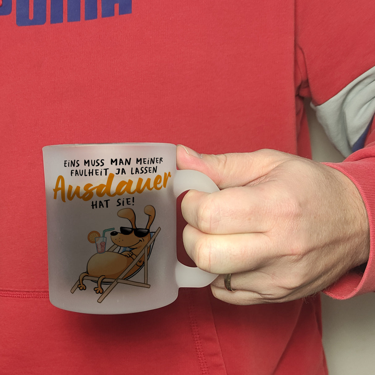 Fauler Hund Kaffeebecher mit Spruch Meine Faulheit hat Ausdauer